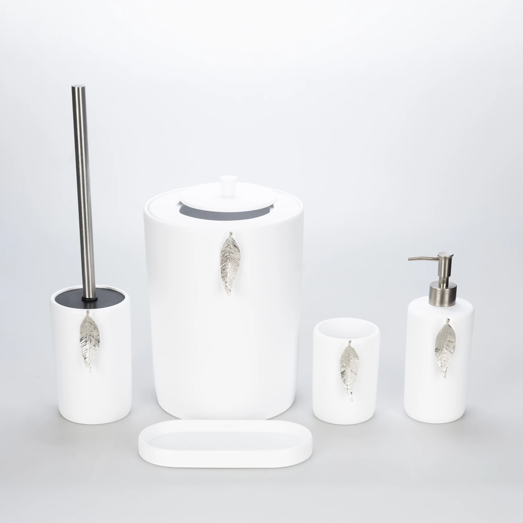 Leaf Banyo Seti Beyaz Gümüş