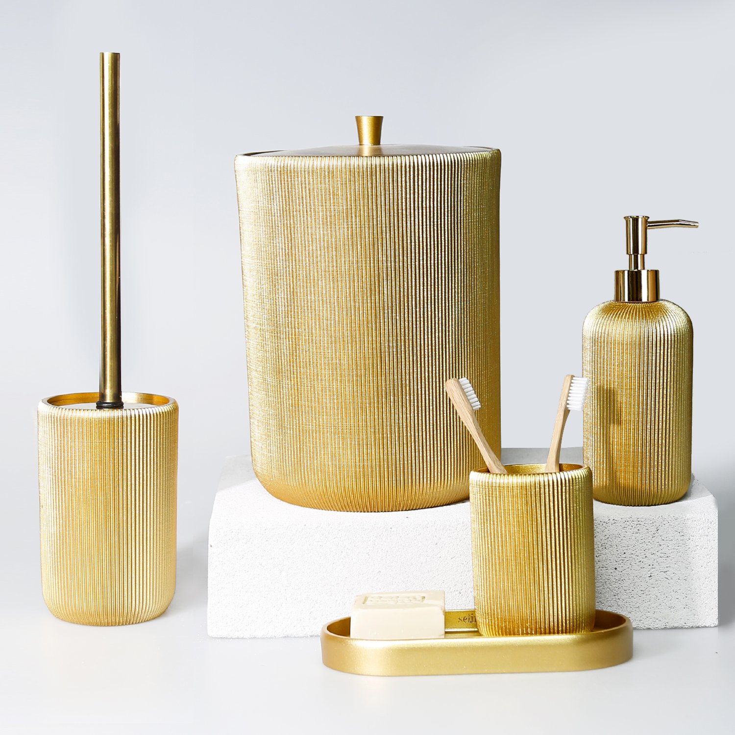 Lydia Badeset Gold