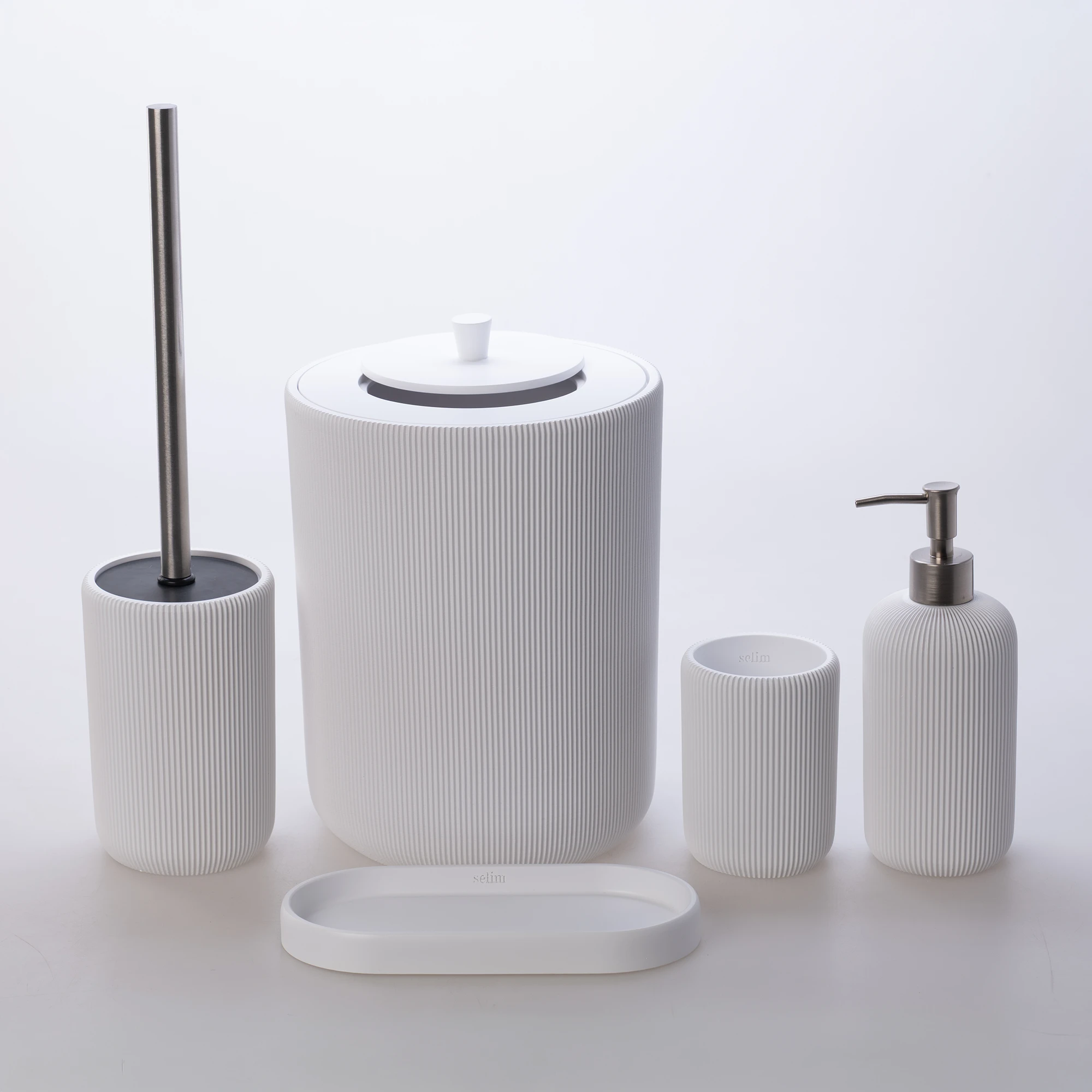 Lydia Bathroom Set White