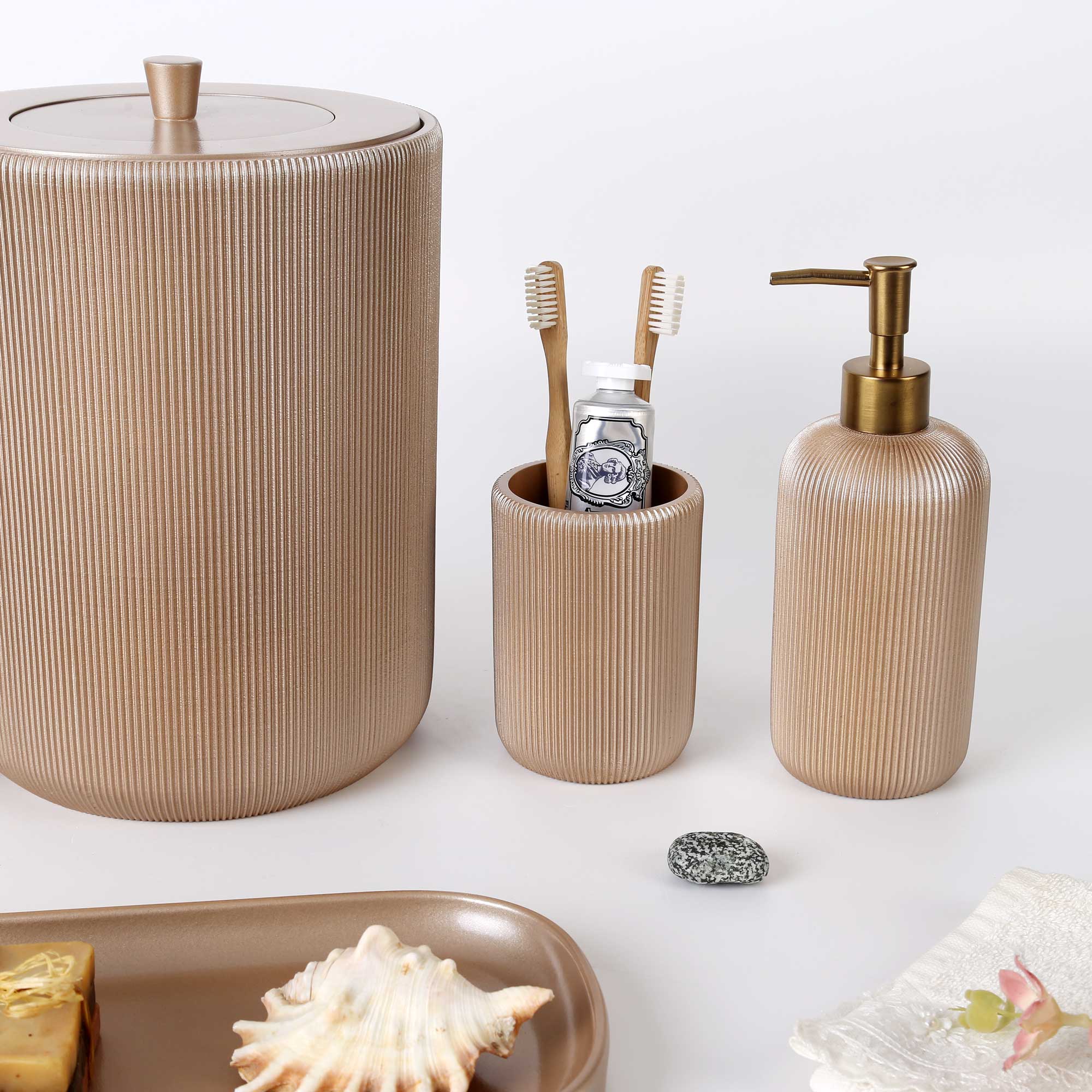 Lydia Bathroom Set Mink