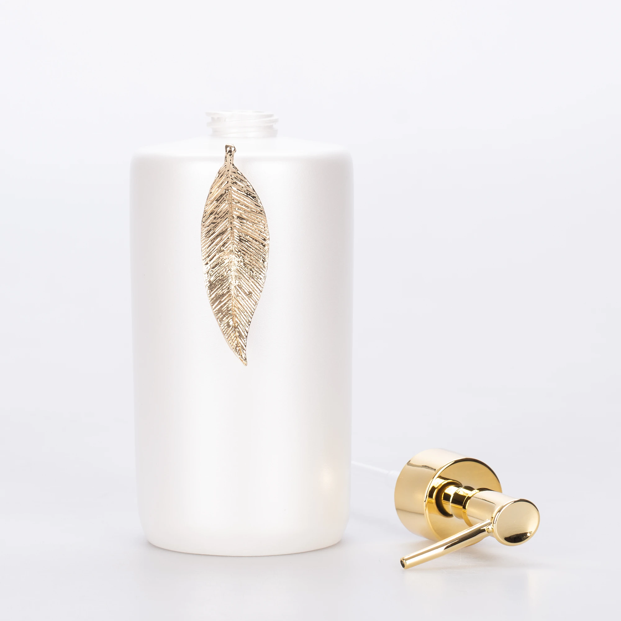 Leaf Liquid Soap Dispenser Pearl Gold