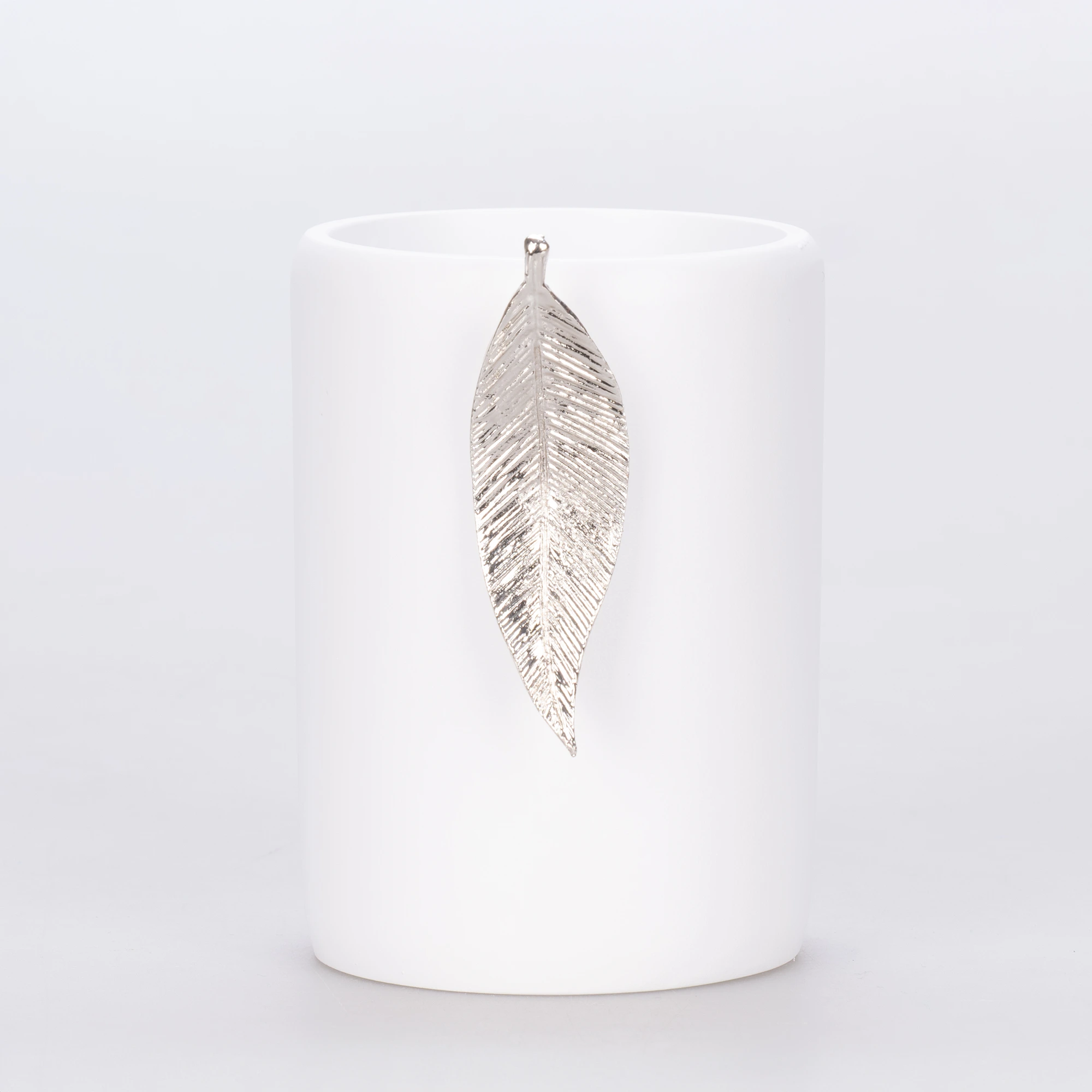 Leaf Diş Fırçalık Beyaz Gümüş