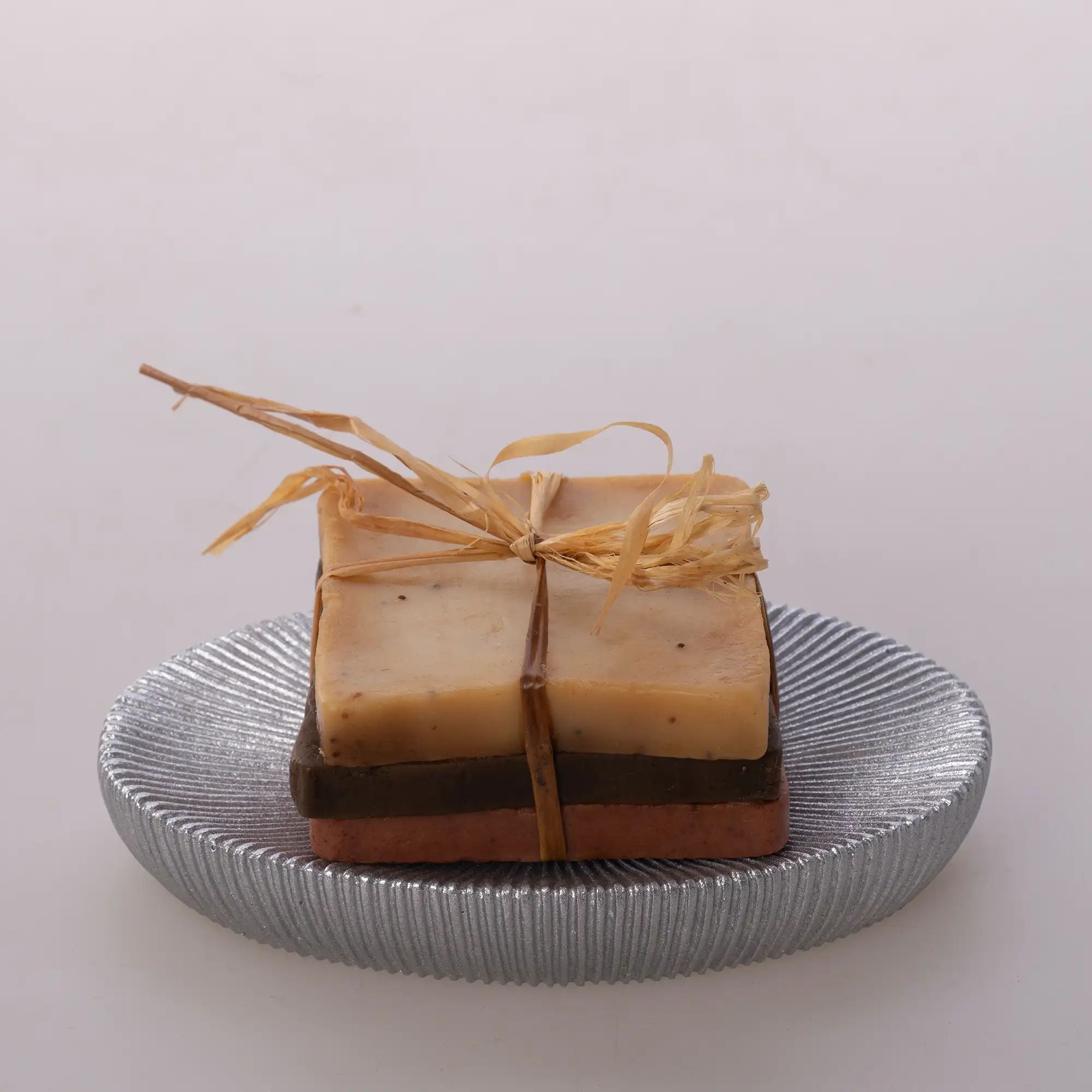 Lydia Katı Sabunluk Gümüş