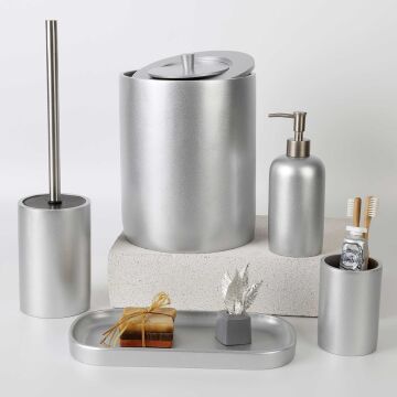Victorian Bathroom Set Silver