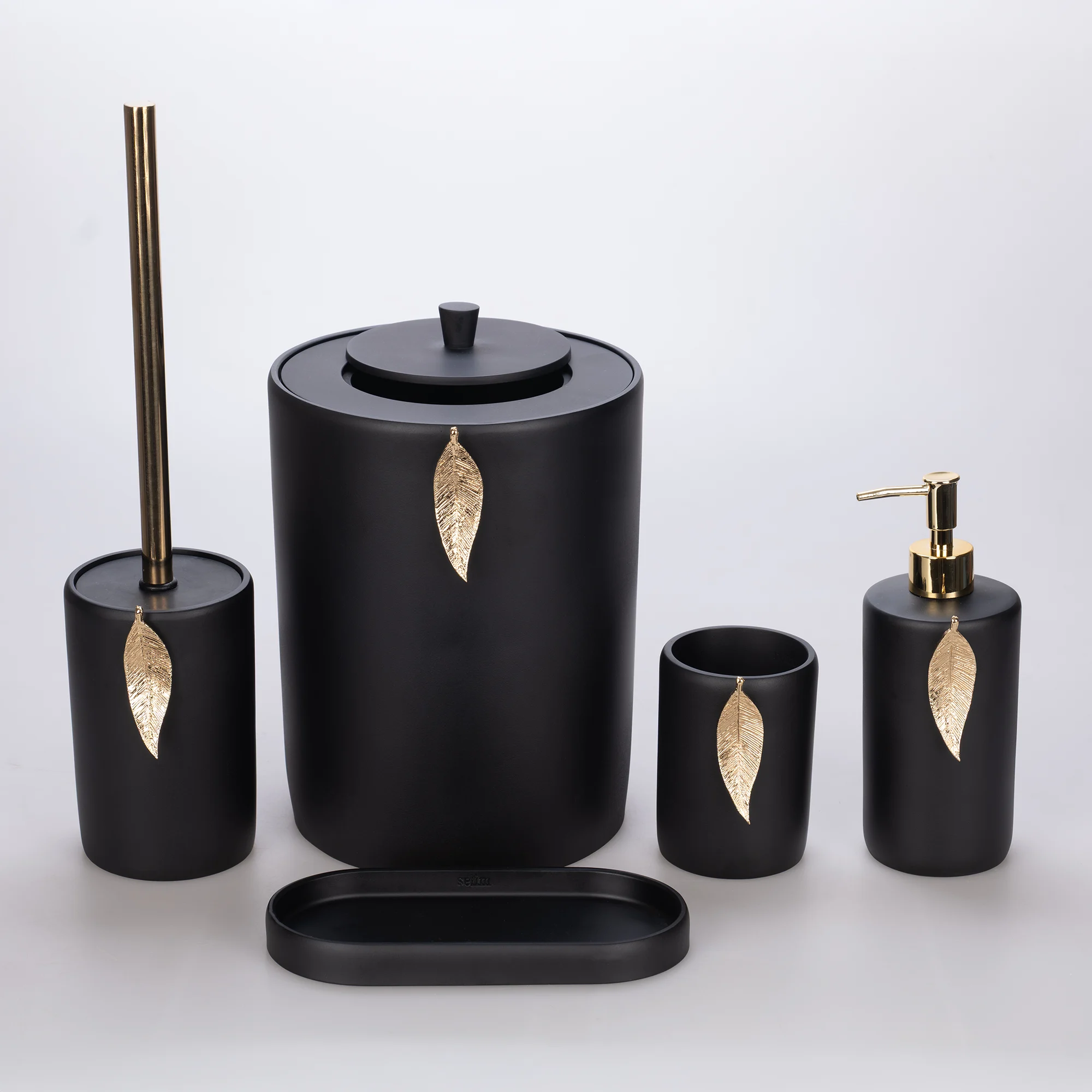 Leaf Banyo Seti Siyah-Altın