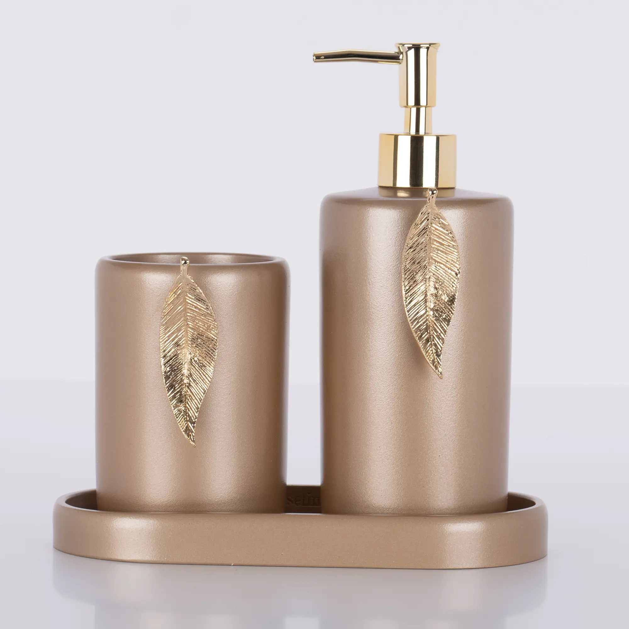 Leaf Banyo Seti Vizon Altın