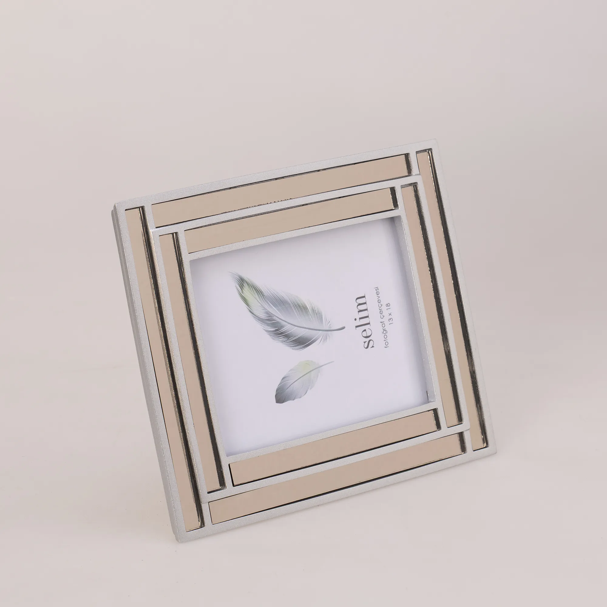 13x18 Lara Aynalı Çerçeve Gümüş