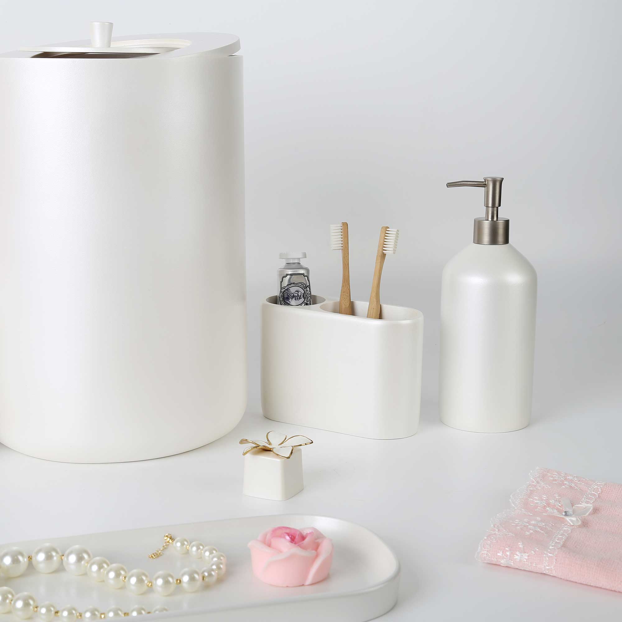 Luxe Banyo Seti İnci